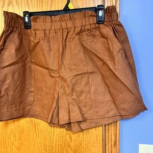 Pull on shorts with pockets